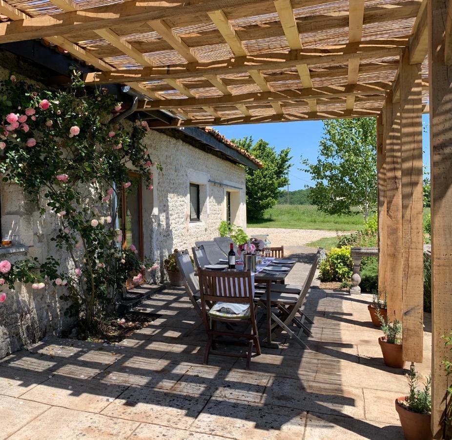 Chez Sarrazin Villa Brossac Exteriör bild