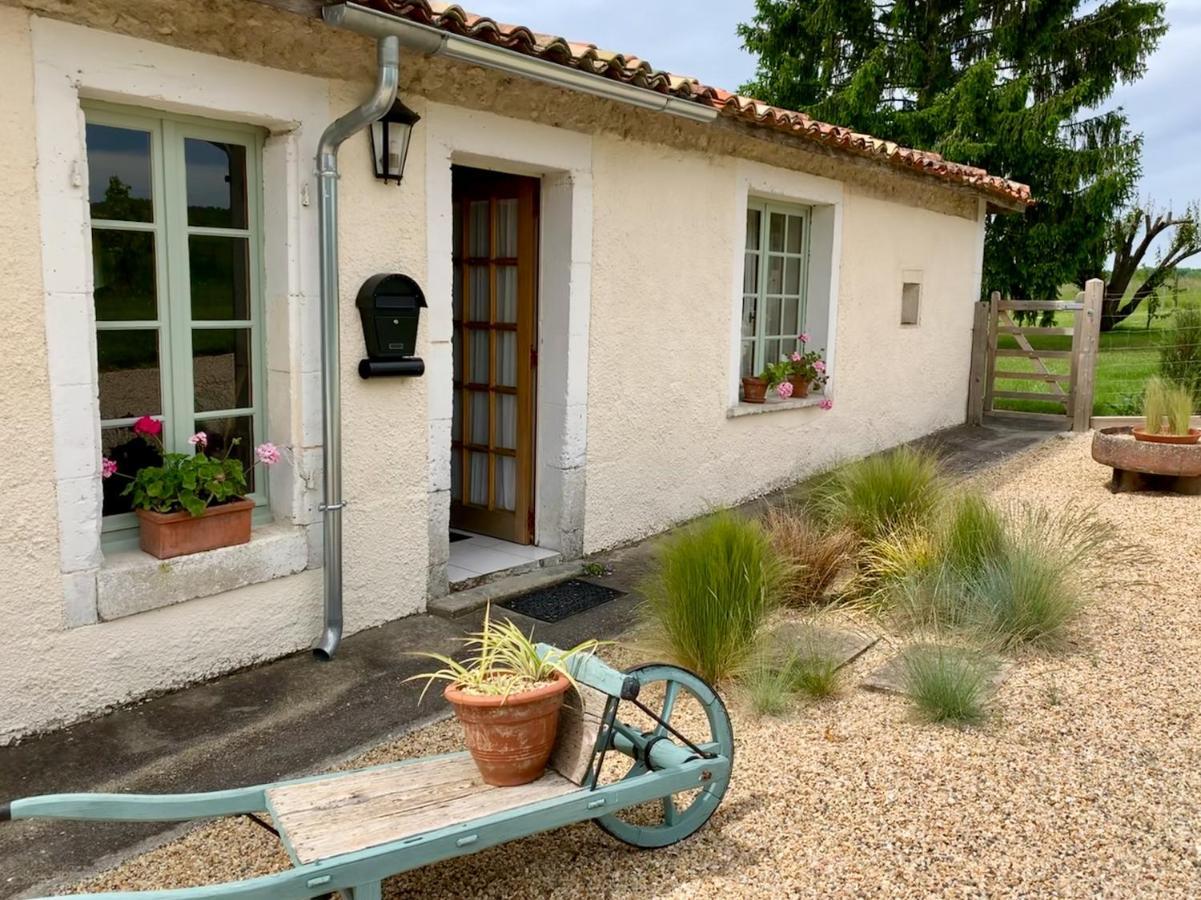 Chez Sarrazin Villa Brossac Exteriör bild